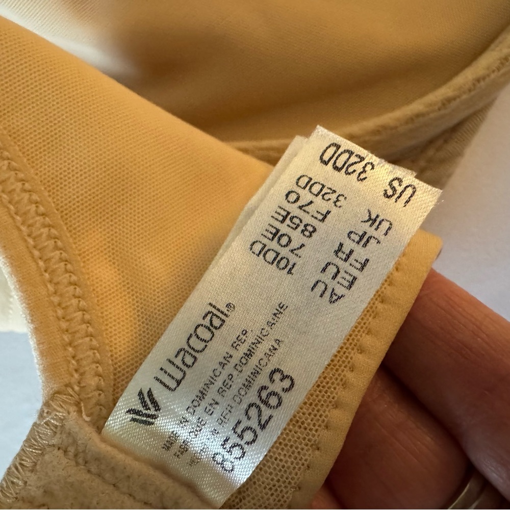 WACOAL Size 32DD Classic Reinvention Full-Figure Spacer Bra 855263 - Picture 4 of 4
